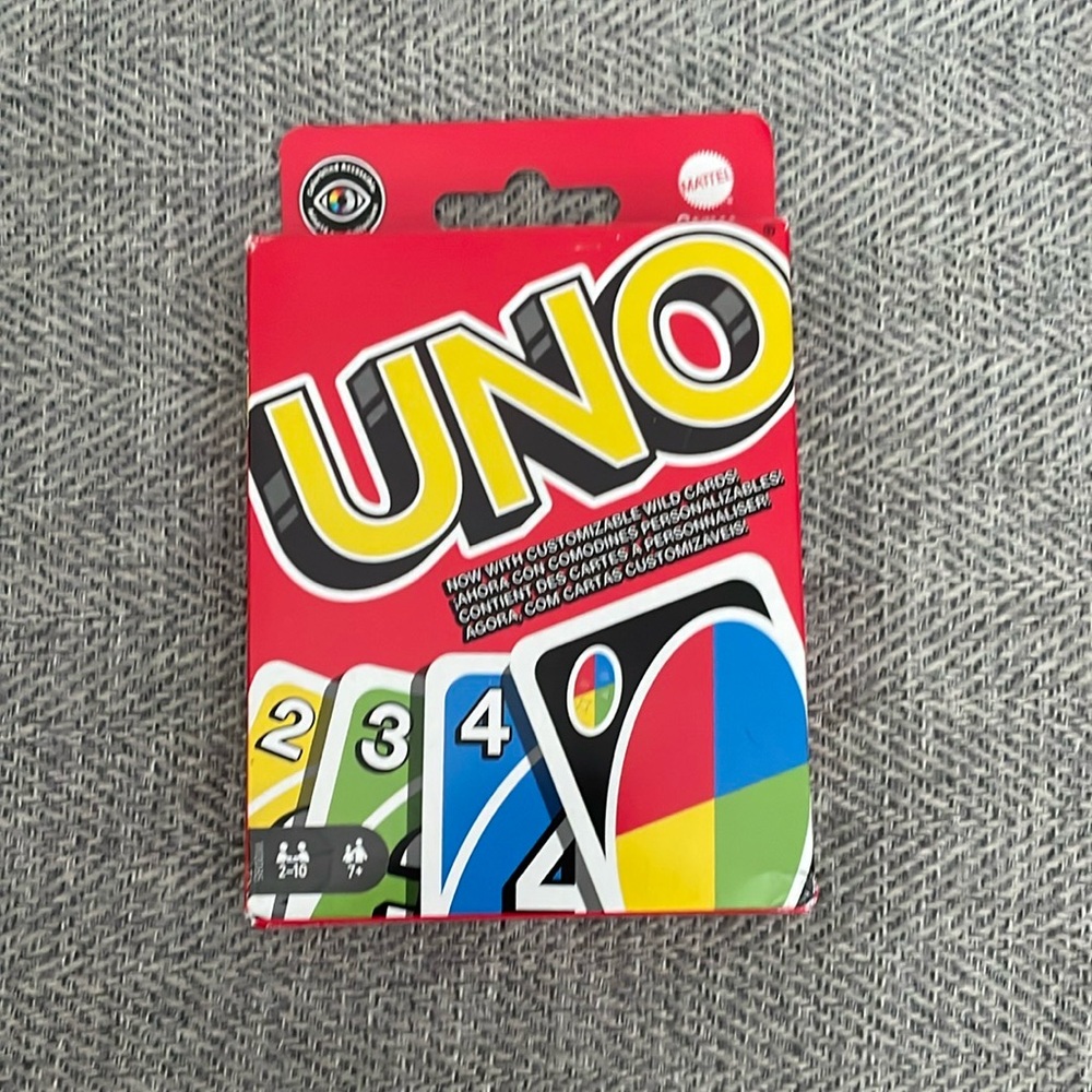 Mattel UNO Card Game - Red and Black